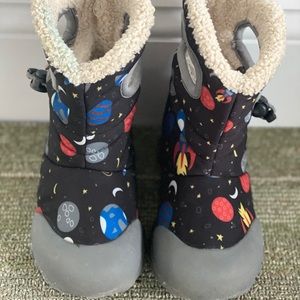 Toddler Boys BOG BOOTS size 9